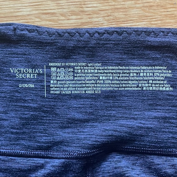 Victoria’s Secret pocket leggings - Picture 5 of 5